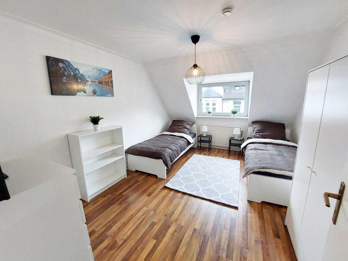 Cozy Apartment With Garden In Gelsenkirchen Ngoại thất bức ảnh