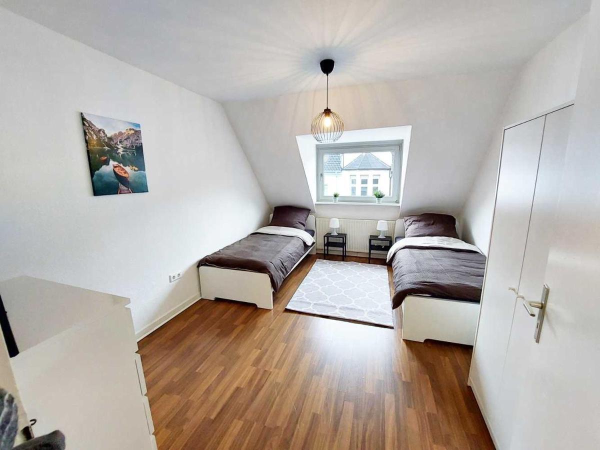 Cozy Apartment With Garden In Gelsenkirchen Ngoại thất bức ảnh