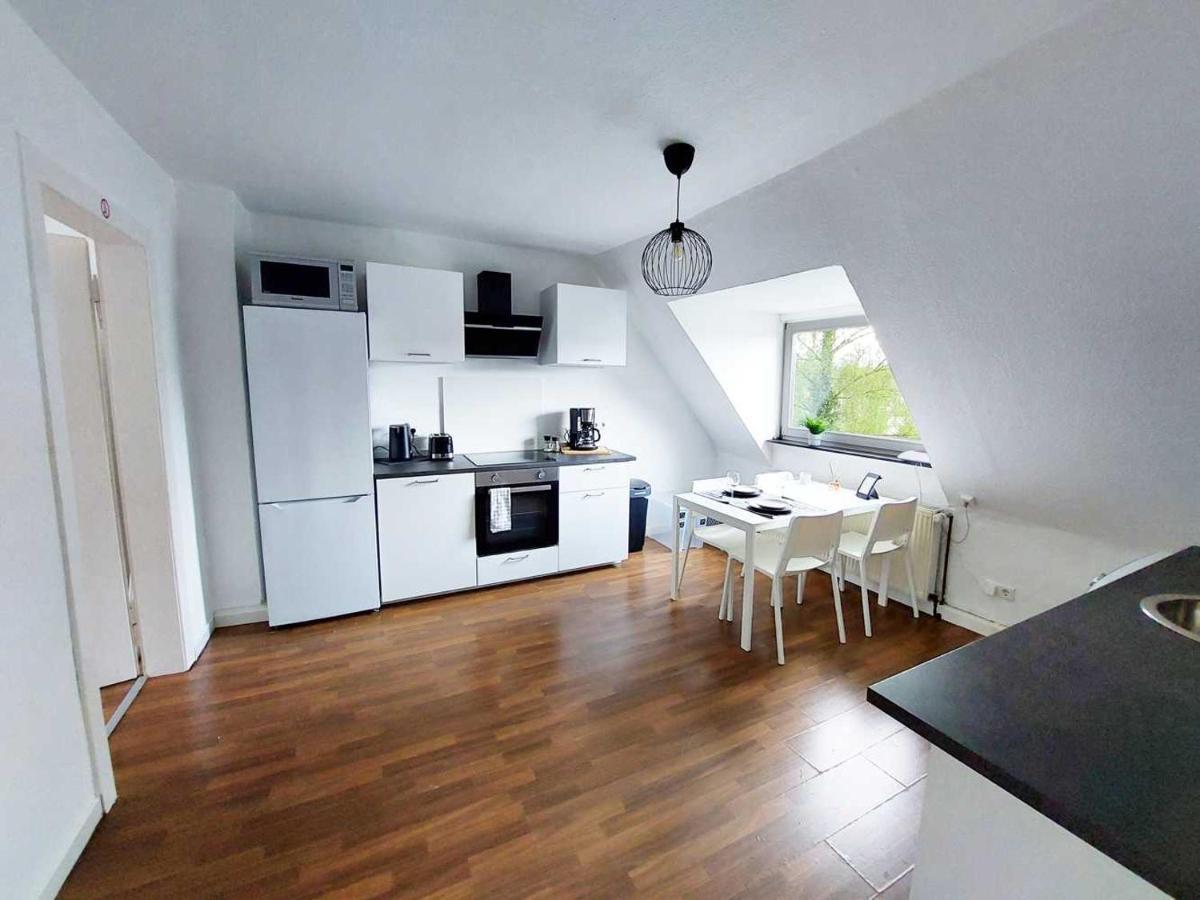 Cozy Apartment With Garden In Gelsenkirchen Ngoại thất bức ảnh