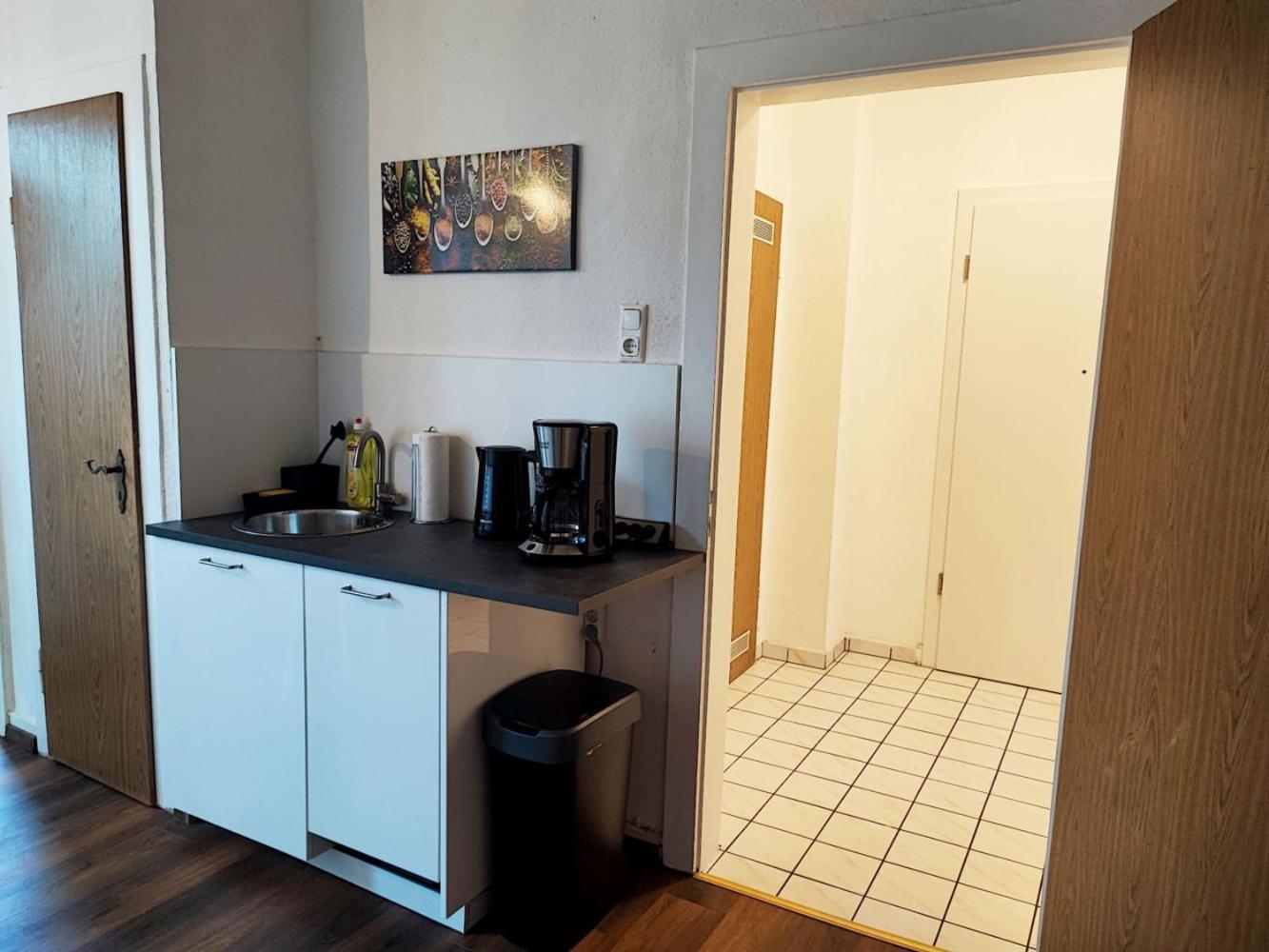 Cozy Apartment With Garden In Gelsenkirchen Ngoại thất bức ảnh