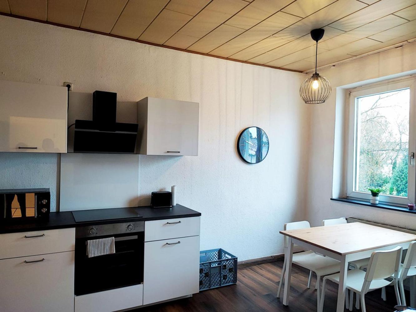 Cozy Apartment With Garden In Gelsenkirchen Ngoại thất bức ảnh
