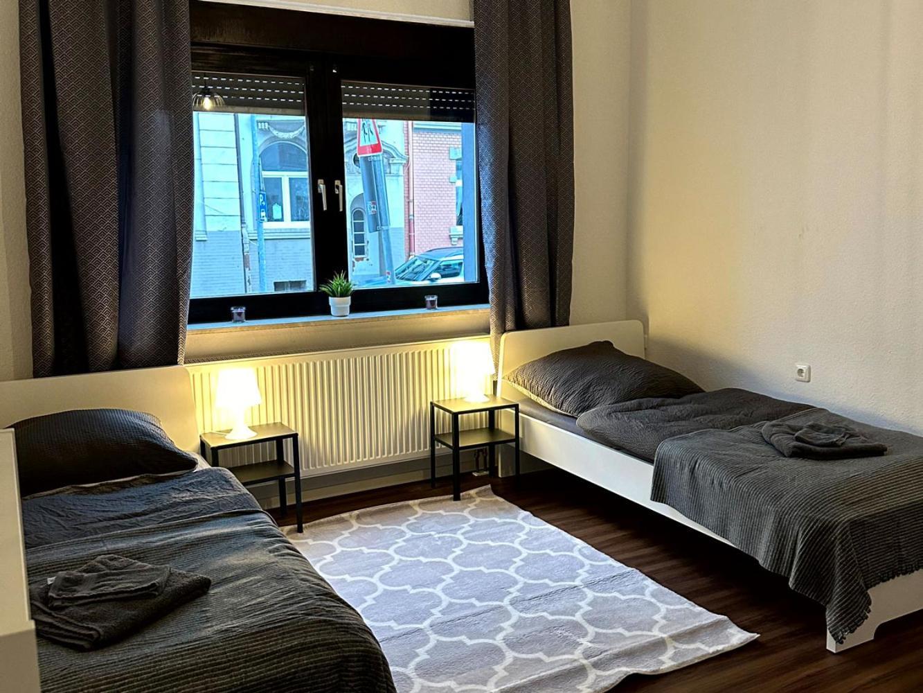 Cozy Apartment With Garden In Gelsenkirchen Ngoại thất bức ảnh